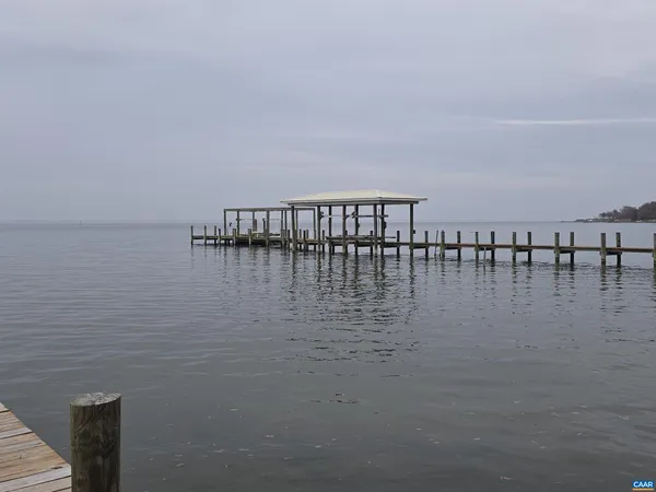 a view of entryway with lake view
