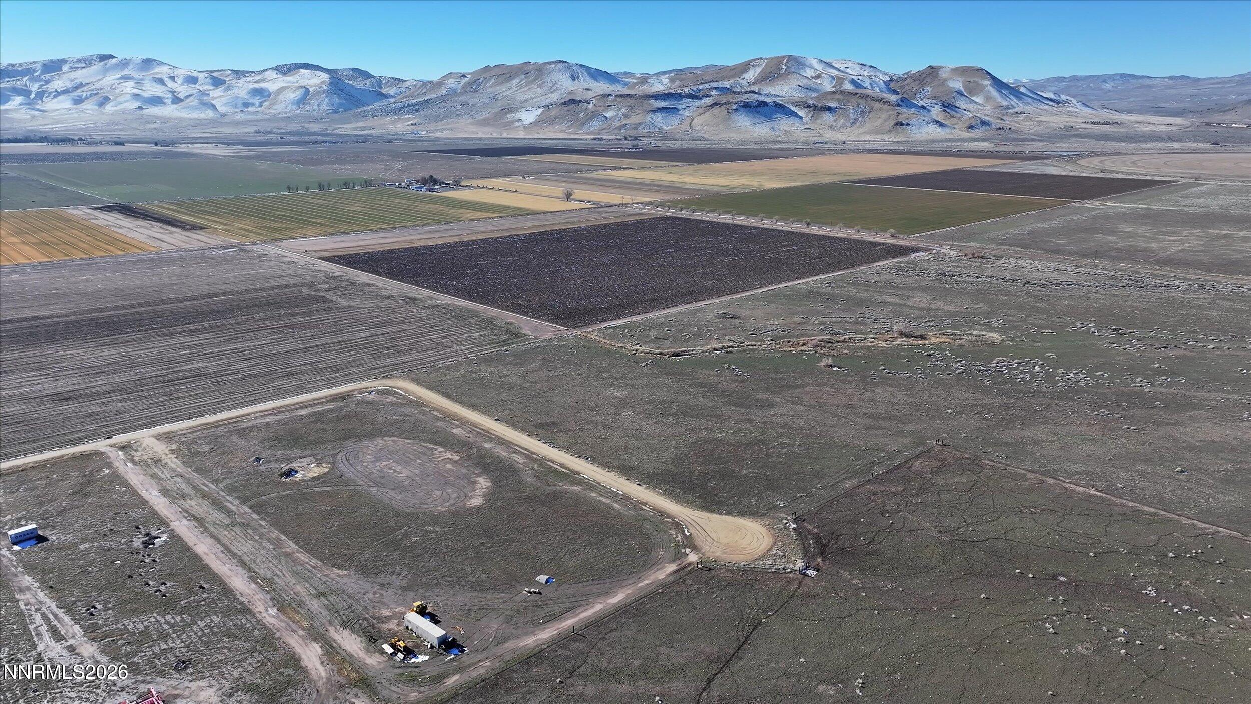 65 Tumbleweed Court Reno, NV 89510 - Photo 8 of 12 a bathroom with a sink