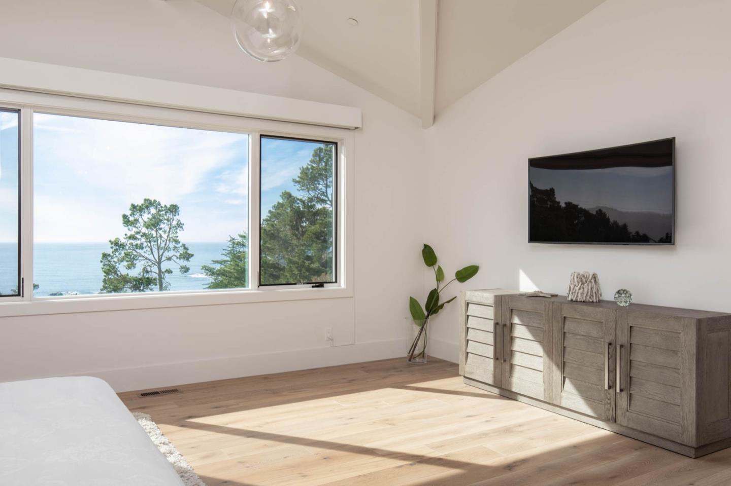 1560 Viscaino Road Pebble Beach, CA 93953 - Photo 23 of 32 Gallery Image 23