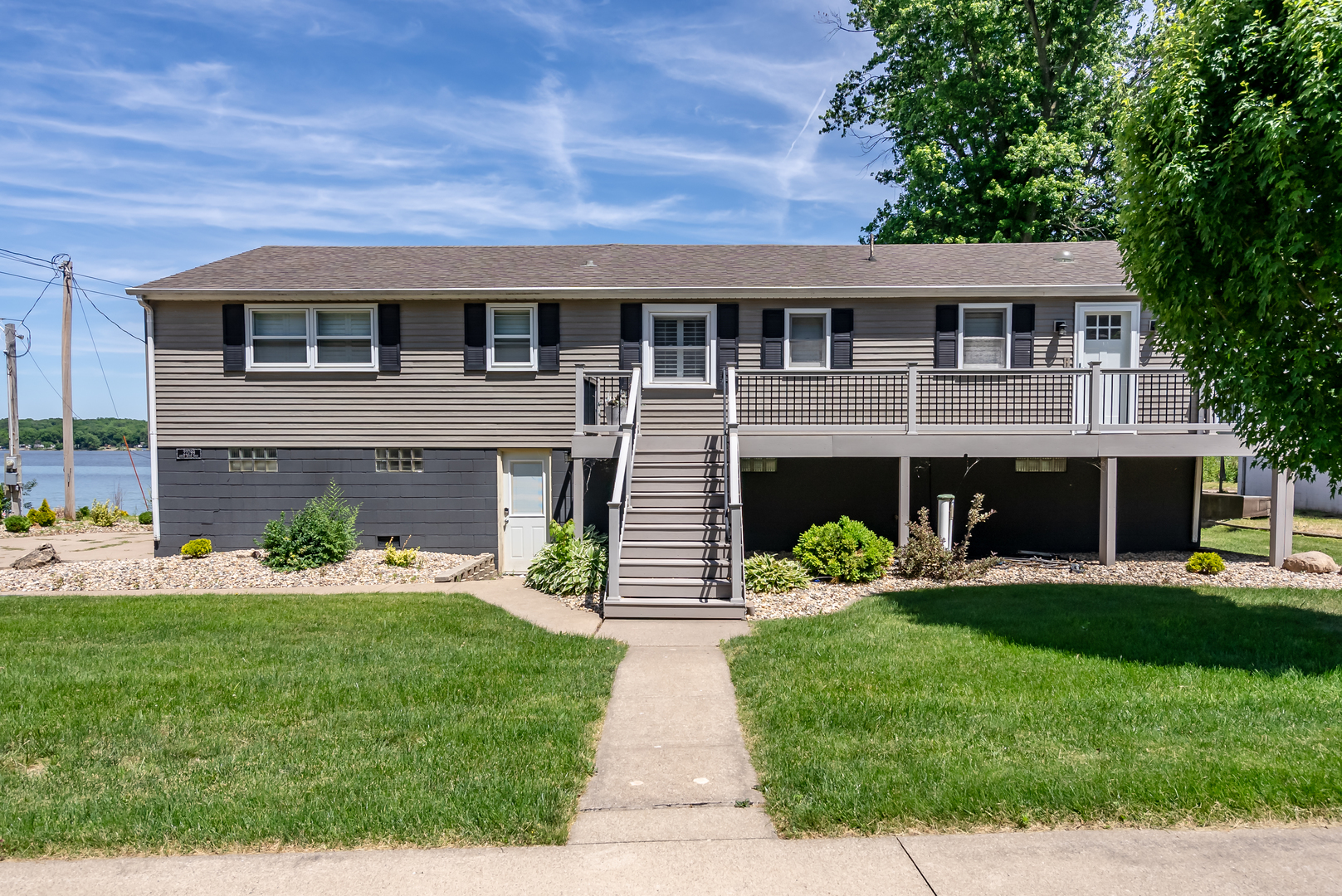 22799 Great River Road Le Claire, IA 52753 - Photo 35 of 48