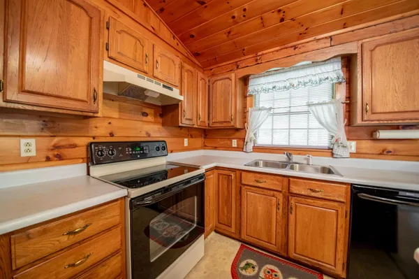 $435,000 | 22 Birchwood Drive, Weathersfield, VT 05151