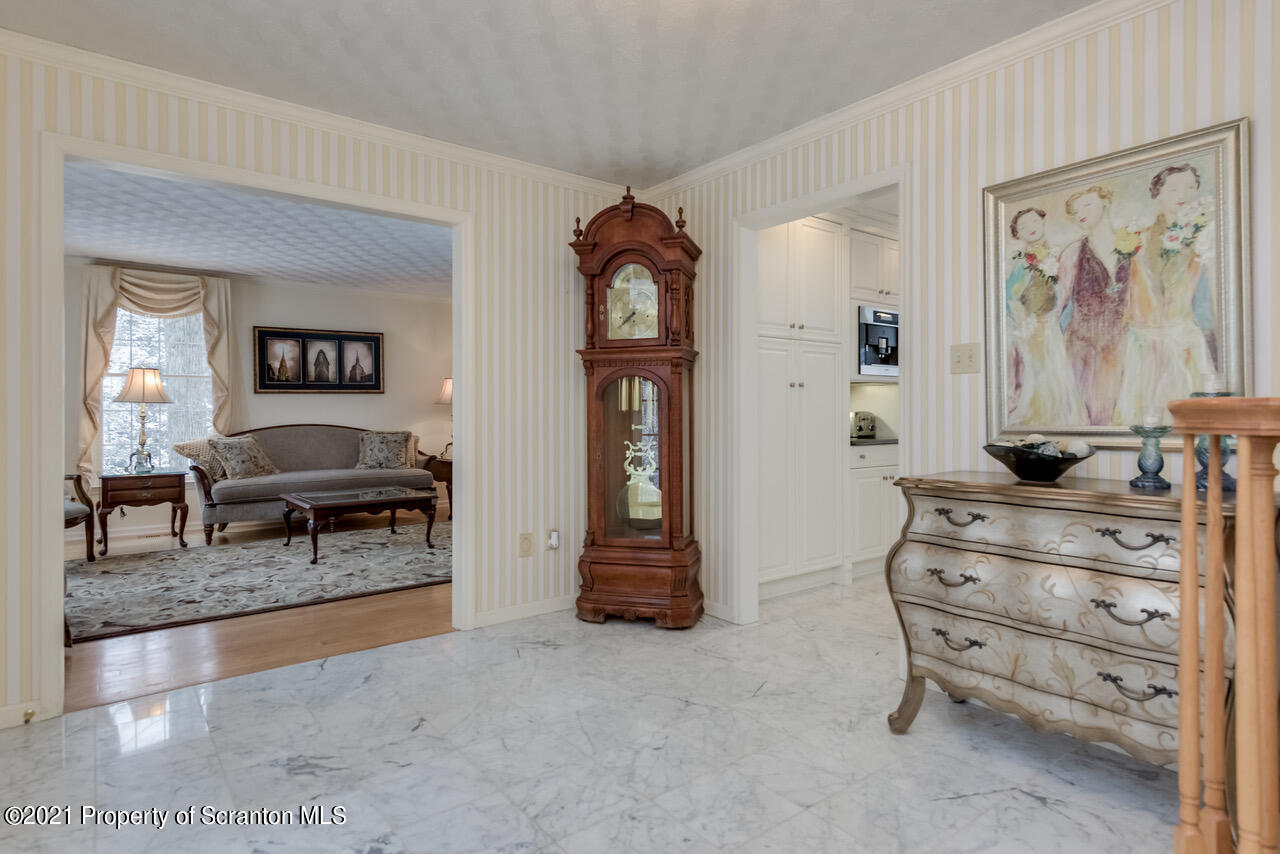 75 Lake Scranton Road Scranton, PA 18505 - Photo 3 of 65 Gallery Image 3