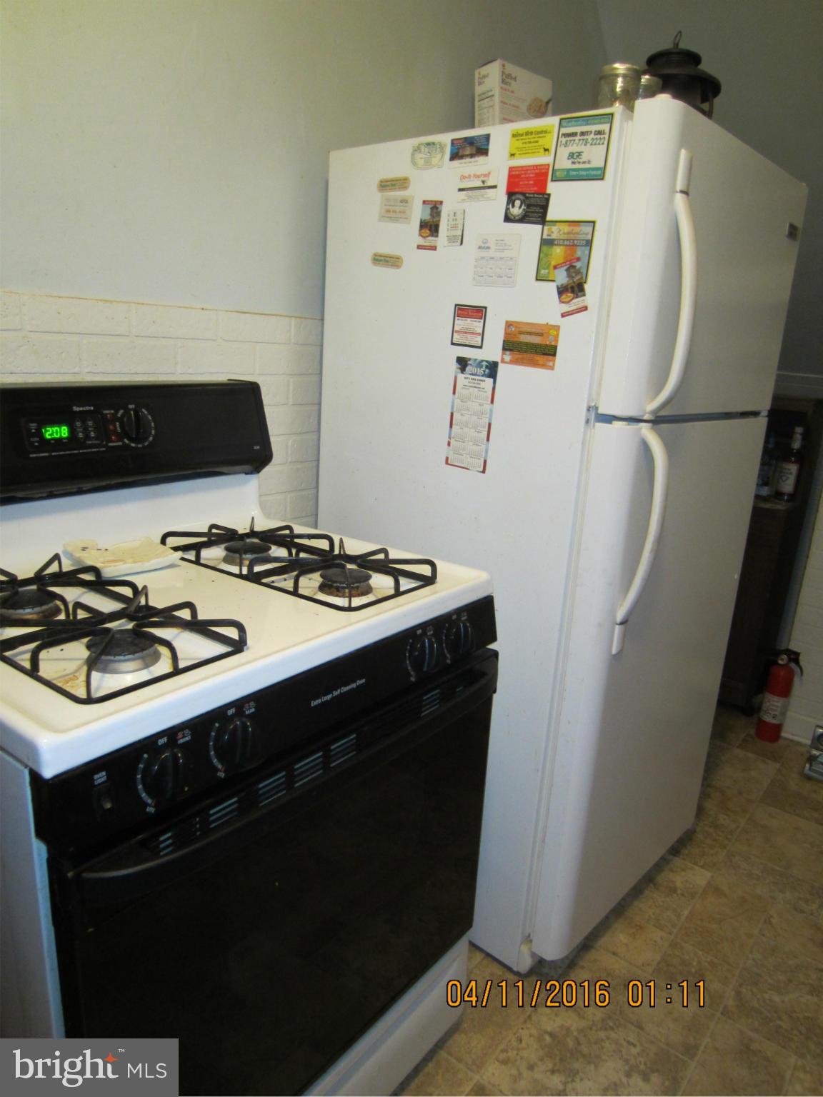 5306 Brookwood Road Baltimore, MD 21225 - Photo 6 of 9 Kitchen