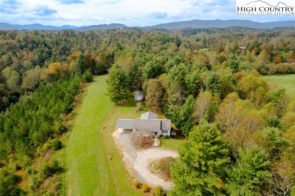 280 Red Top Road Ferguson, NC 28624 - Photo 11 of 40 Gallery Image 11