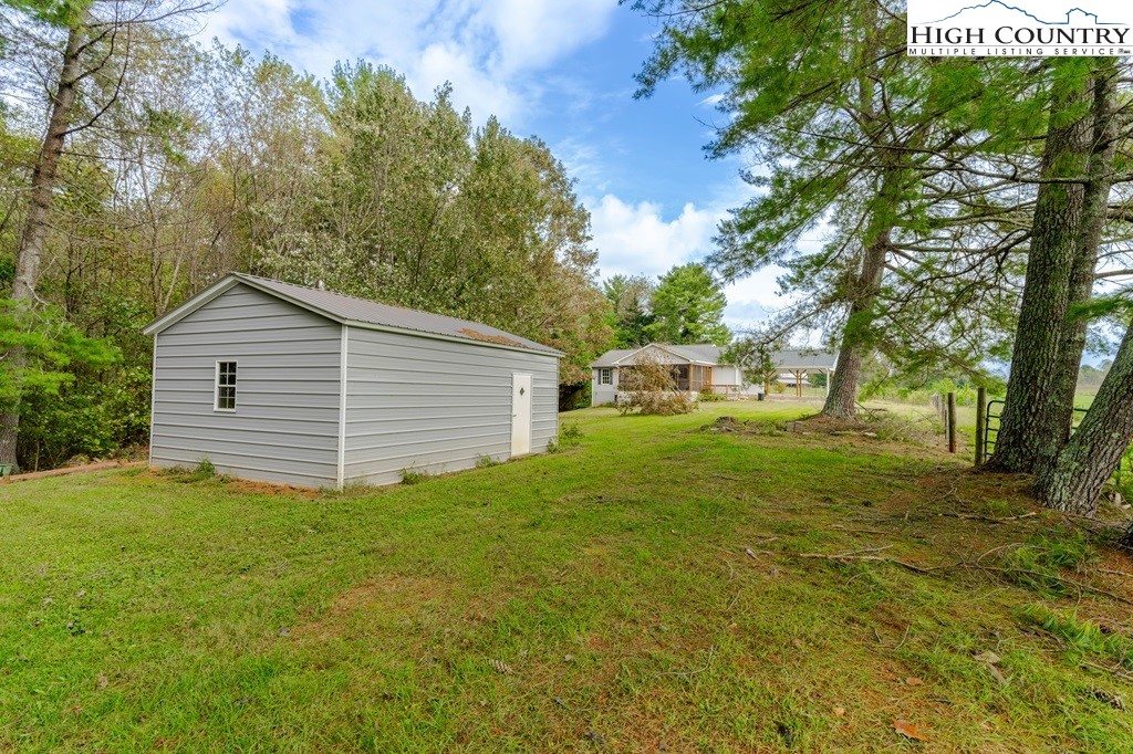 280 Red Top Road Ferguson, NC 28624 - Photo 38 of 40 Gallery Image 38