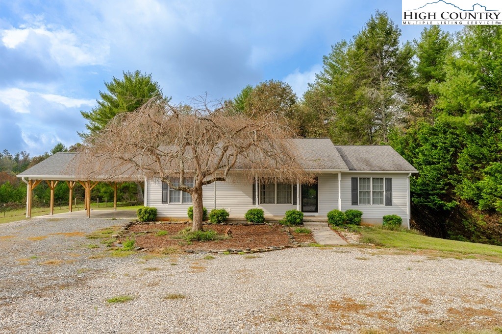 280 Red Top Road Ferguson, NC 28624 - Photo 6 of 40 Gallery Image 6