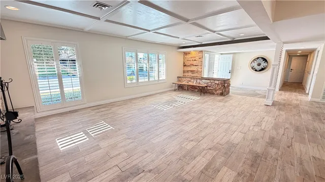 $2,500 | 1819 South Beverly Way, Las Vegas, NV 89104