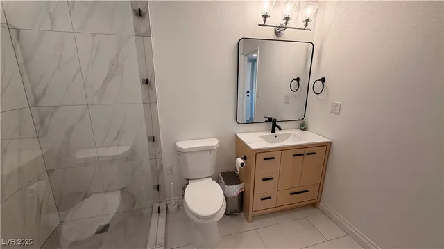 $2,500 | 1819 South Beverly Way, Las Vegas, NV 89104