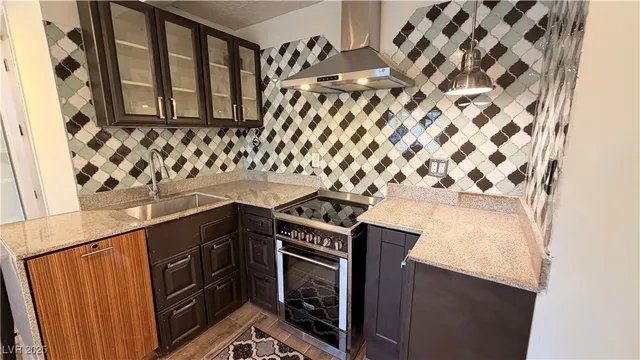 $2,500 | 1819 South Beverly Way, Las Vegas, NV 89104