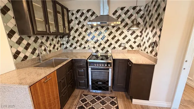 $2,500 | 1819 South Beverly Way, Las Vegas, NV 89104