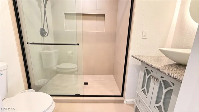 $2,500 | 1819 South Beverly Way, Las Vegas, NV 89104