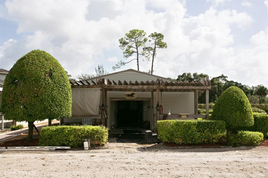 2580 C Road Loxahatchee Groves, FL 33470 - Photo 8 of 22 2nd Barn