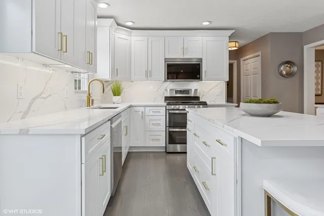 $540,000 | 3545 Wyndwicke Drive, St. Joseph, MI 49085