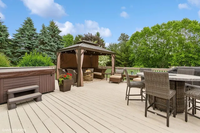 $540,000 | 3545 Wyndwicke Drive, St. Joseph, MI 49085