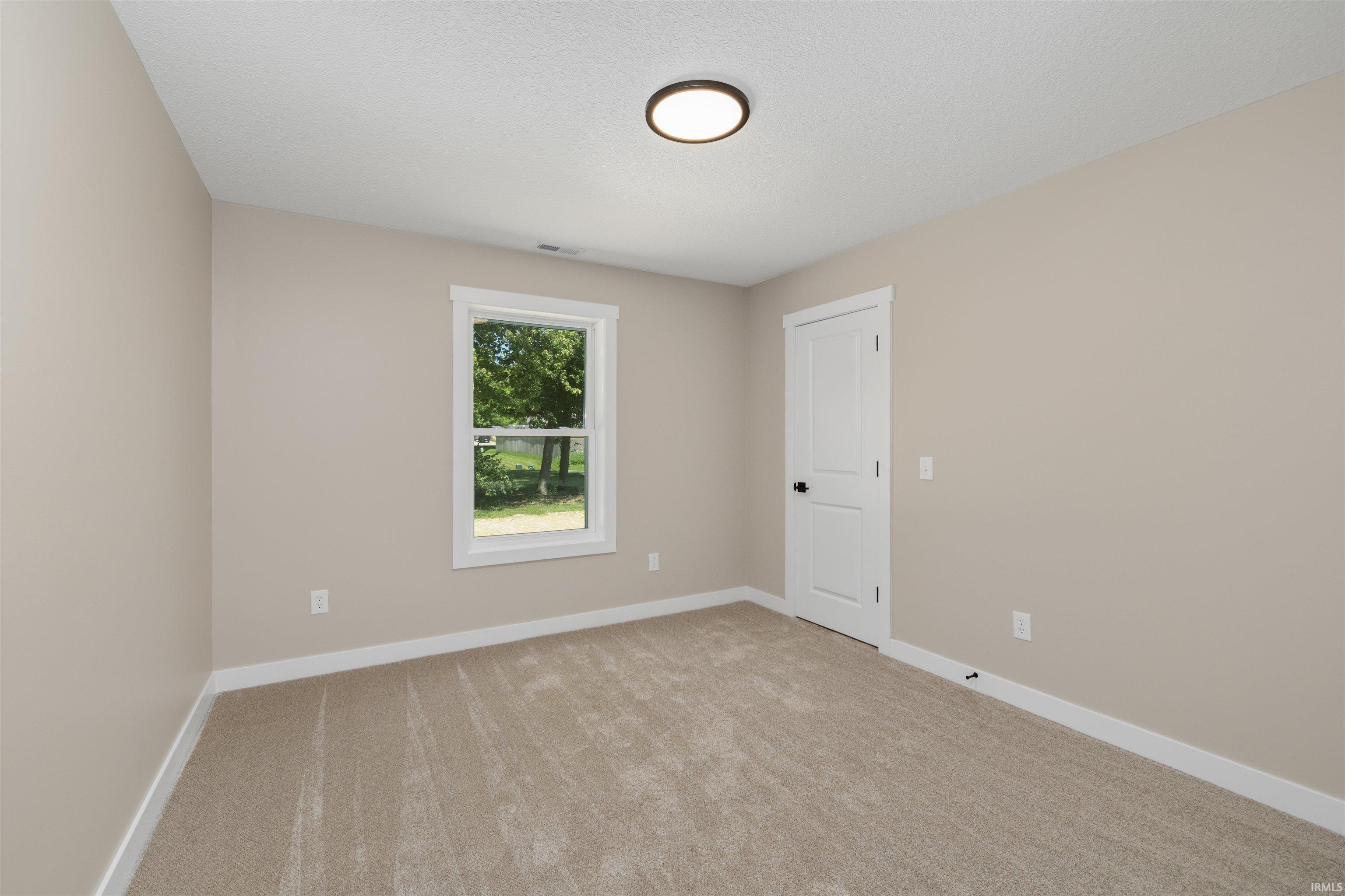 203 South Ivy Lane Butler, IN 46721 - Photo 23 of 33