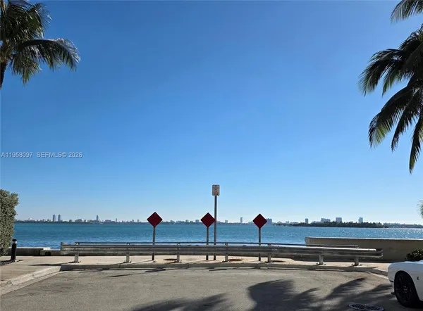 $2,600 | 471 Northeast 25th Street, Unit 601, Miami, FL 33137