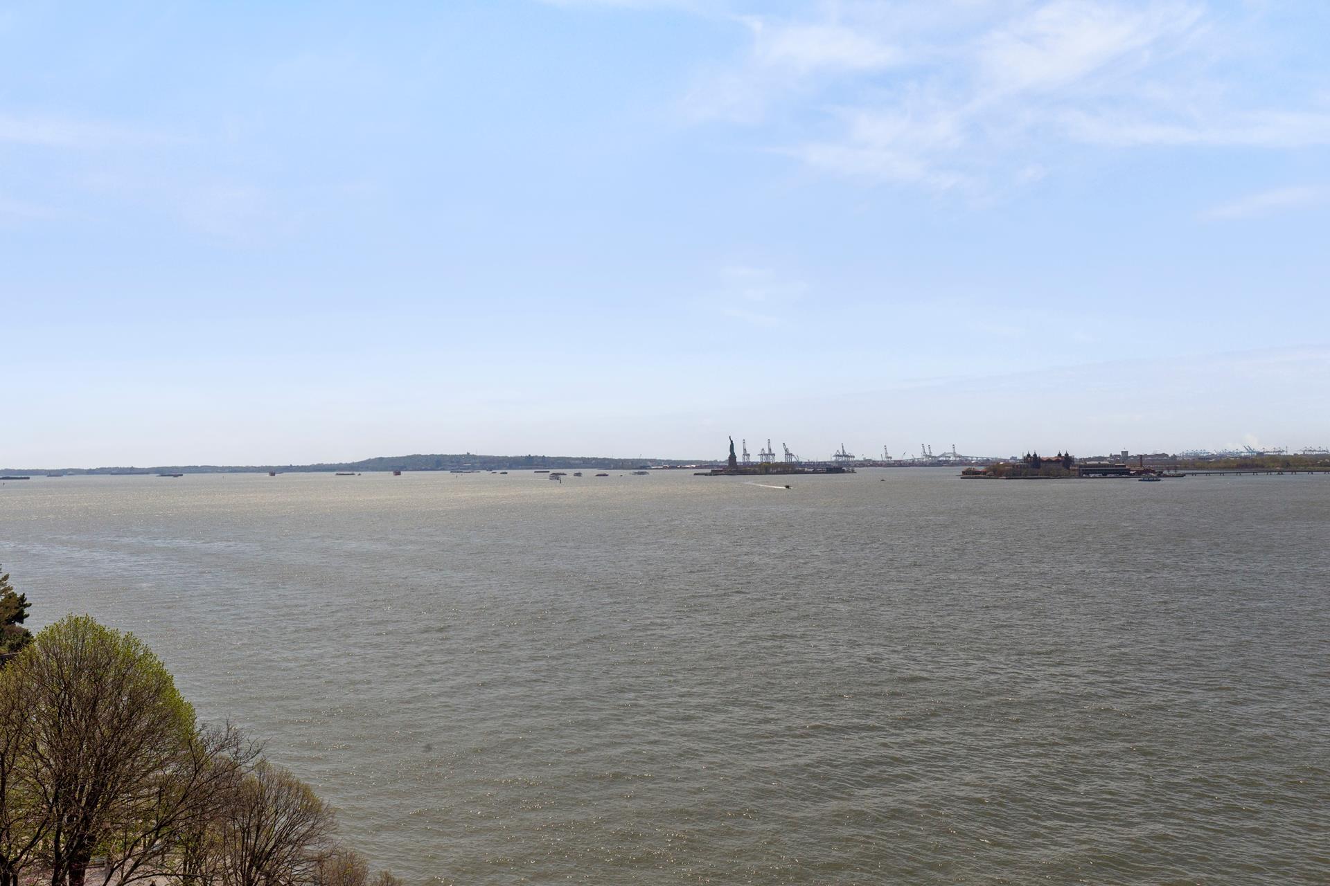 380 Rector Place, Unit 9H Manhattan, NY 10280 - Photo 10 of 14