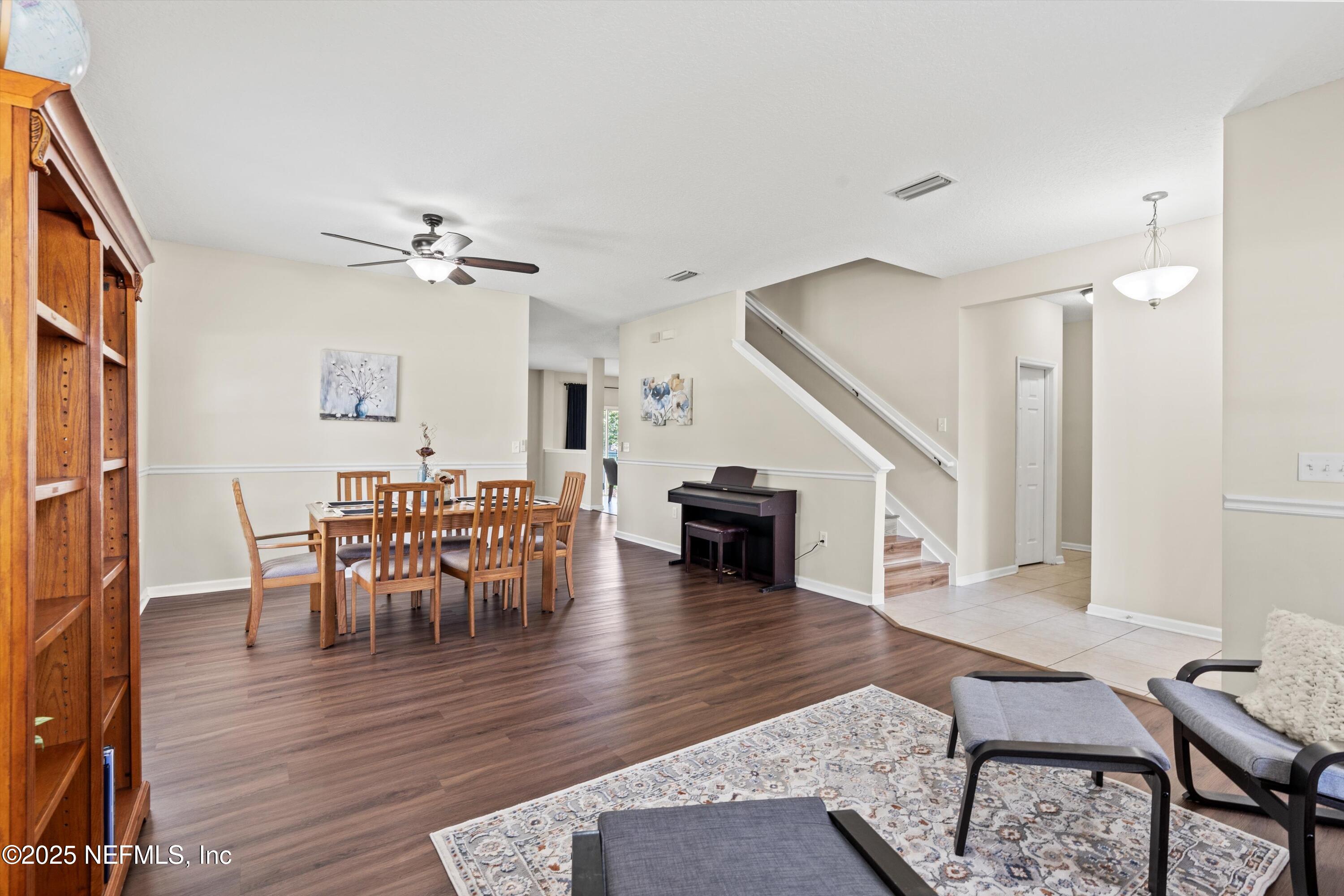 2360 Golfview Drive Fleming Island, FL 32003 - Photo 16 of 60 a view of a livingroom and dining room