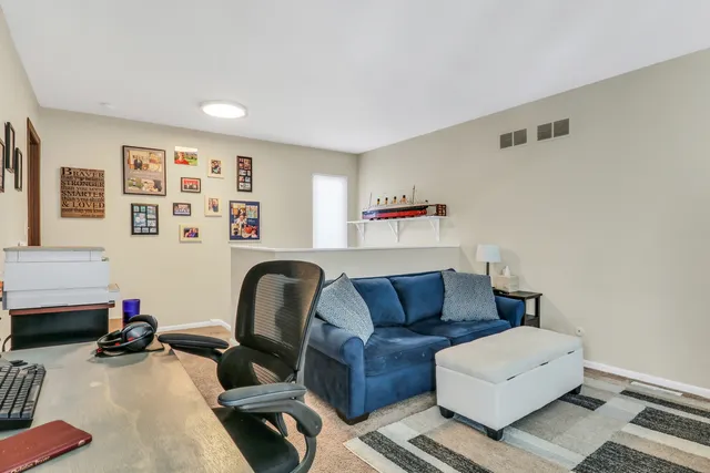 $259,900 | 705 Colby Court, Gurnee, IL 60031