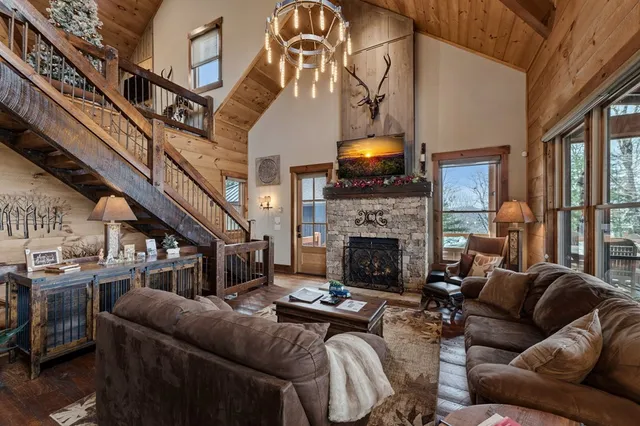 $1,489,000 | 287 Scouts Overlook Lane, Morganton, GA 30560