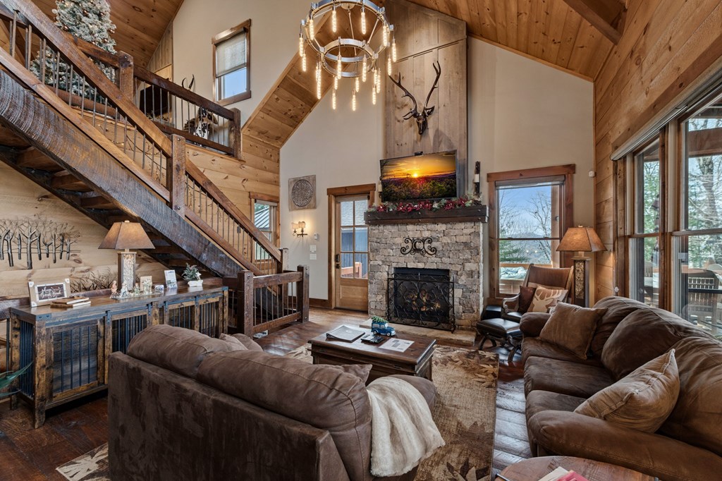 287 Scouts Overlook Lane Morganton, GA 30560 - Photo 12 of 84