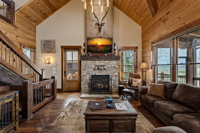 $1,489,000 | 287 Scouts Overlook Lane, Morganton, GA 30560