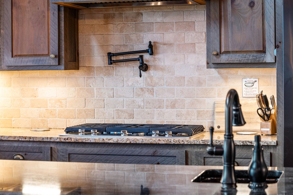 287 Scouts Overlook Lane Morganton, GA 30560 - Photo 20 of 84