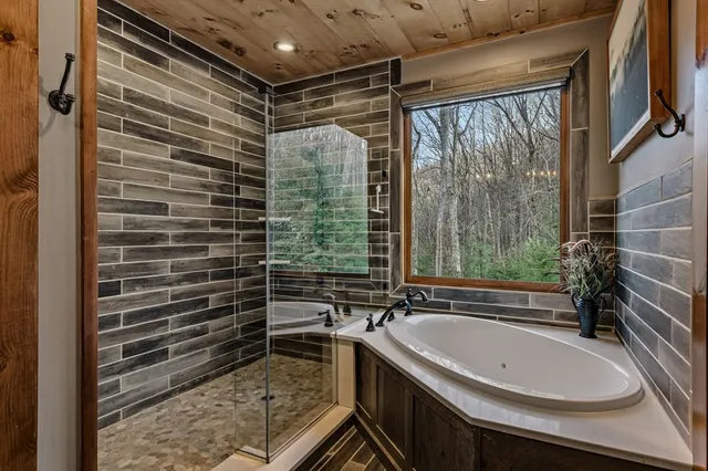 $1,489,000 | 287 Scouts Overlook Lane, Morganton, GA 30560