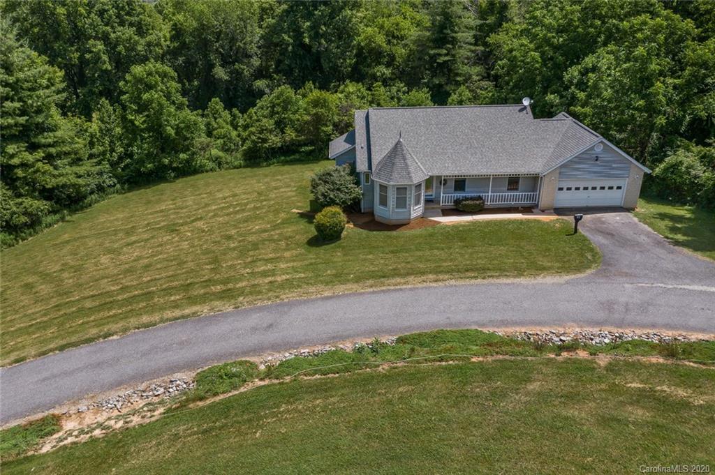 16 Hickory Nut Cove Road Fairview, NC 28730 - Photo 4 of 48 Gallery Image 4