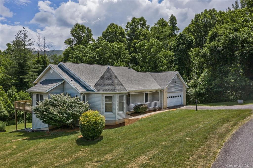 16 Hickory Nut Cove Road Fairview, NC 28730 - Photo 5 of 48 Gallery Image 5