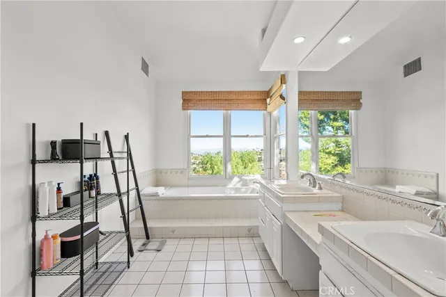 $8,800 | 3450 Malaga Court, Calabasas, CA 91302