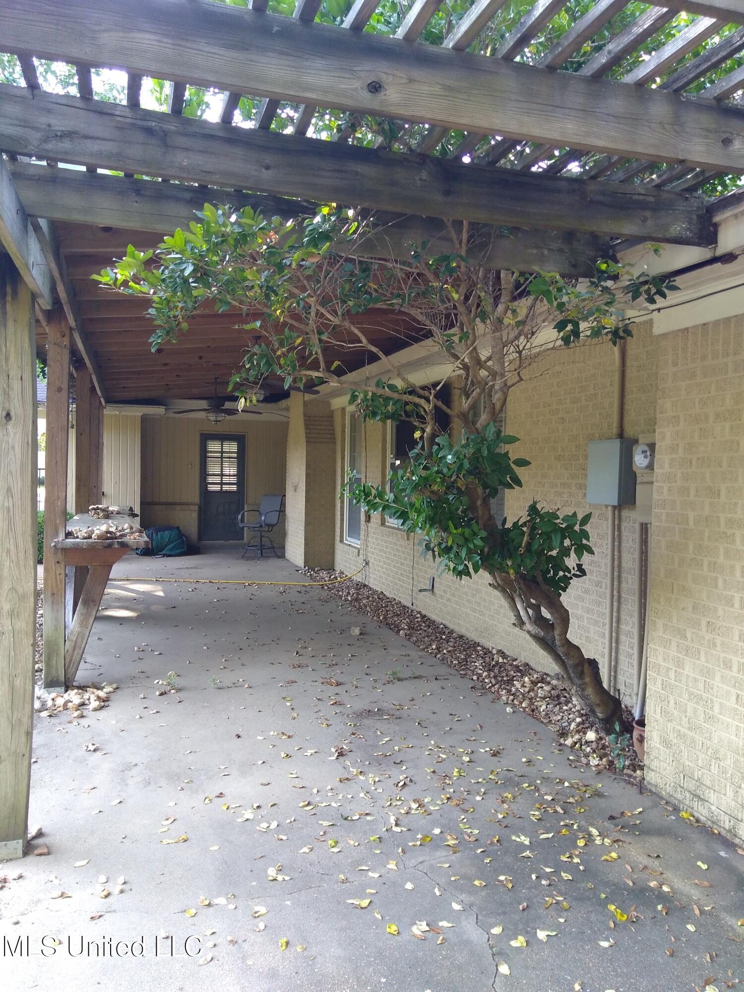 602 Magnolia Drive Indianola, MS 38751 - Photo 13 of 50 IMG_20250908_155557692