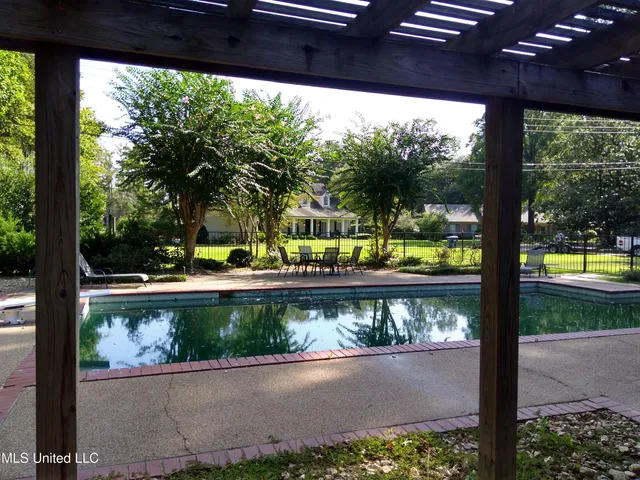 $280,000 | 602 Magnolia Drive, Indianola, MS 38751