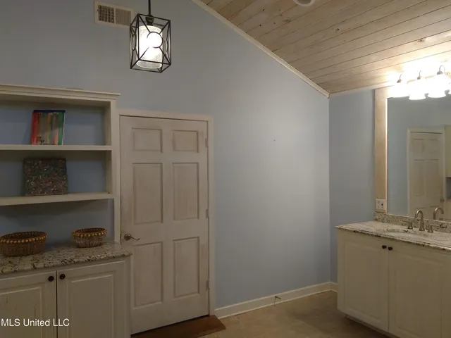 $280,000 | 602 Magnolia Drive, Indianola, MS 38751