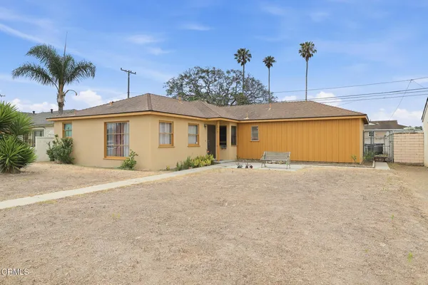 $599,999 | 456 East Poplar Street, Oxnard, CA 93033