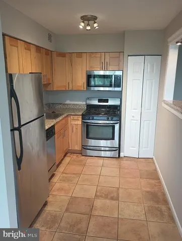 $118,300 | 4410 Oglethorpe Street, Unit 703, Hyattsville, MD 20781