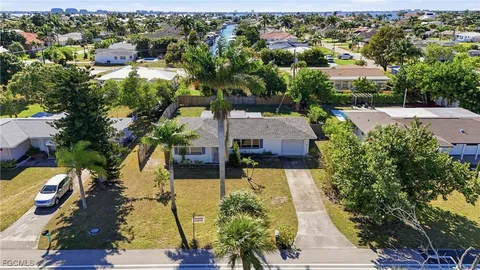 $199,900 | 446 El Dorado Parkway East, Cape Coral, FL 33904