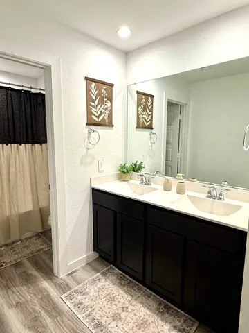 $2,500 | 12308 Greenwood Gate Drive, Houston, TX 77047