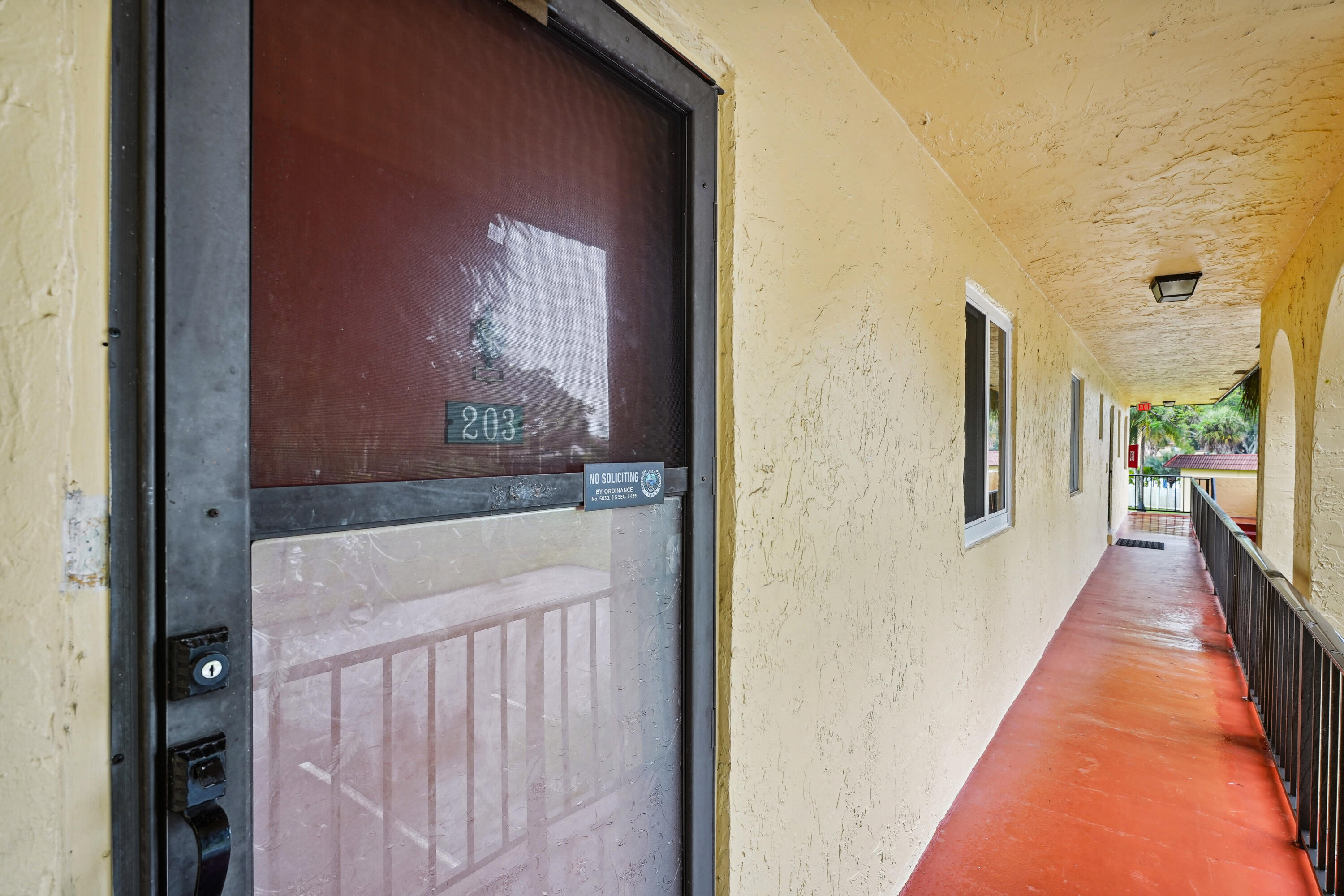 806 Southwest 9th St Circle, Unit 203 Boca Raton, FL 33486 - Photo 4 of 29 image00029