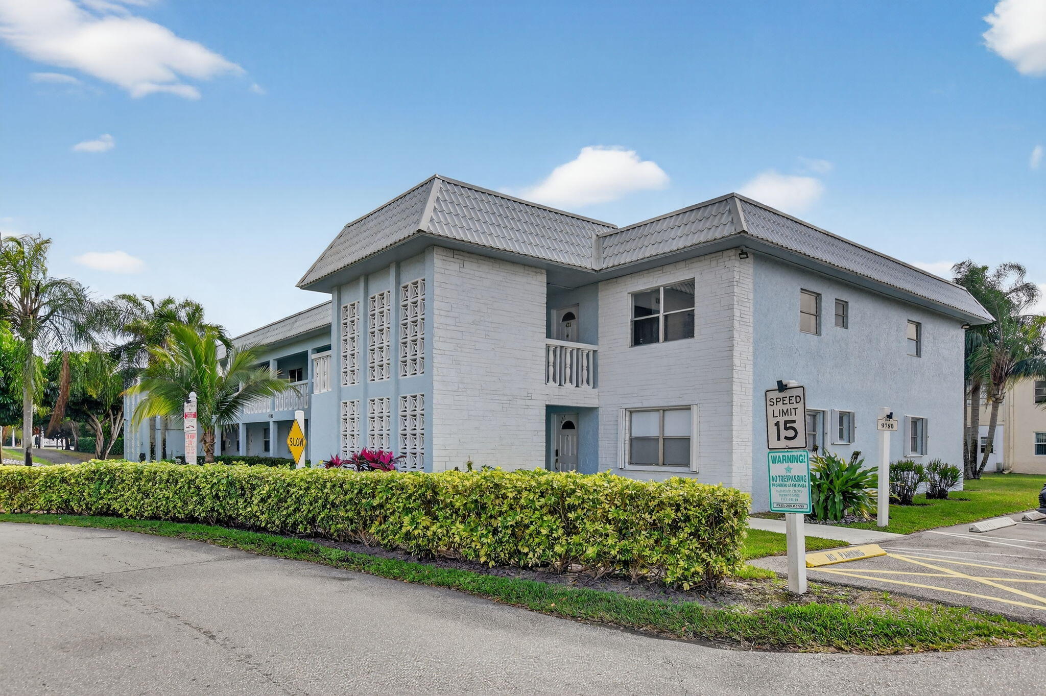 9780 Marina Boulevard, Unit 425 Boca Raton, FL 33428 - Photo 2 of 32 1-web-or-mls-DSC_5438