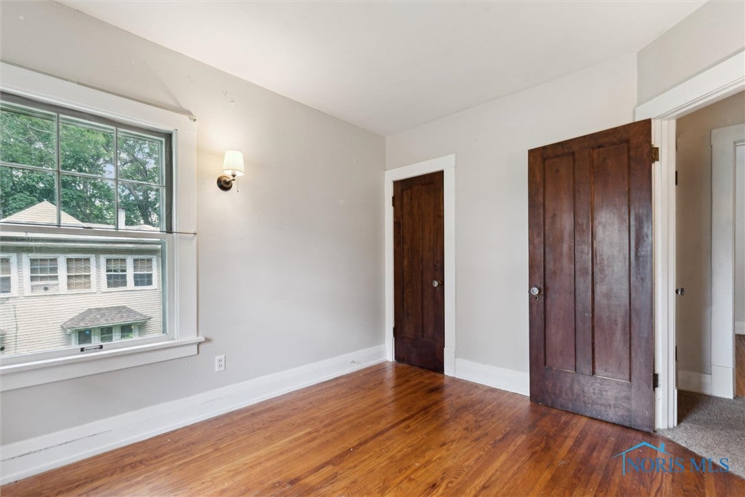 1673 Watova Road Toledo, OH 43614 - Photo 24 of 37 Upper Bed 2
