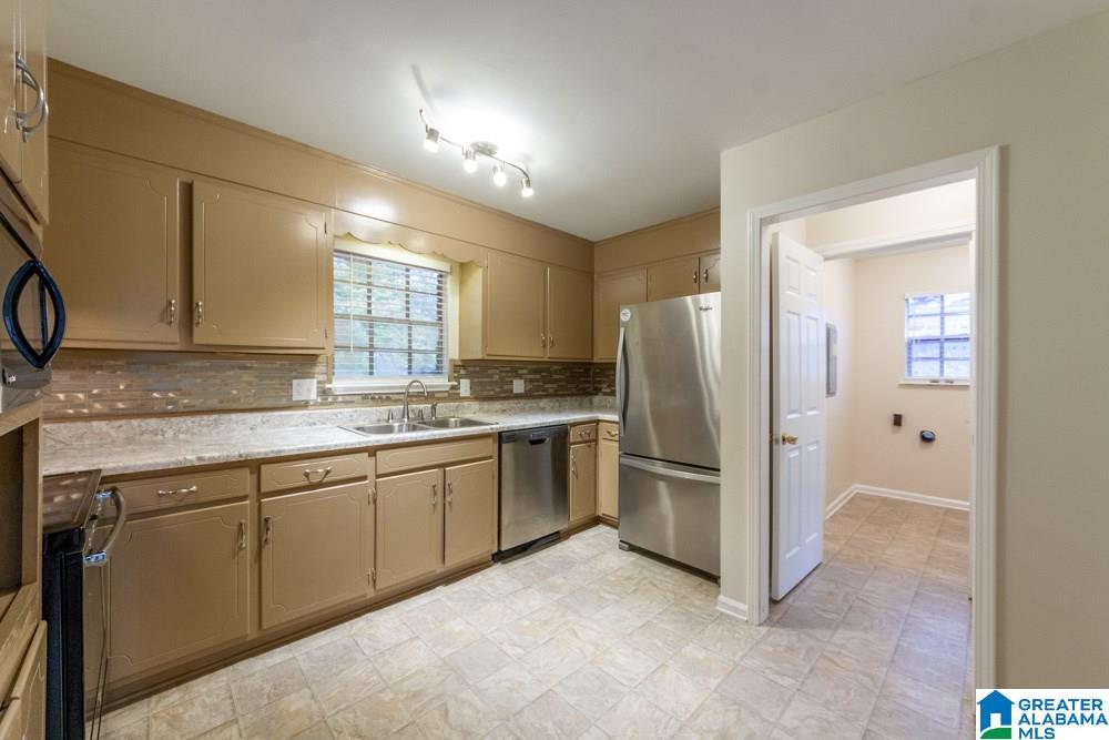 64 Merrimont Road Bessemer, AL 35023 - Photo 9 of 29
