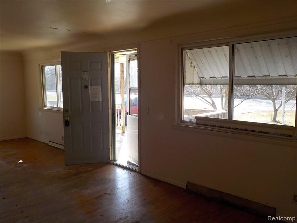 6146 Flushing Road Flushing, MI 48433 - Photo 12 of 31