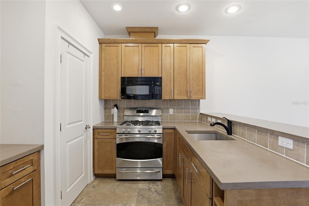 7443 Southwest 65th Place Gainesville, FL 32608 - Photo 34 of 81