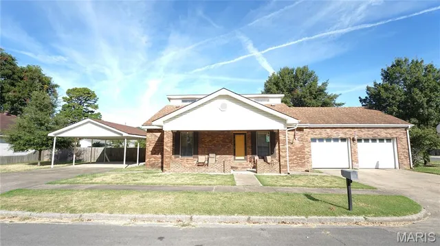 $319,900 | 802 Beckwith Avenue, Caruthersville, MO 63830