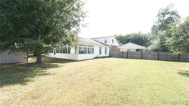 $319,900 | 802 Beckwith Avenue, Caruthersville, MO 63830