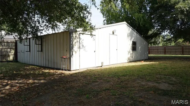 $319,900 | 802 Beckwith Avenue, Caruthersville, MO 63830