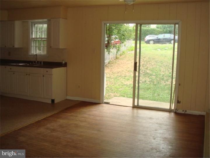 3025 Kutztown Road Reading, PA 19605 - Photo 5 of 8