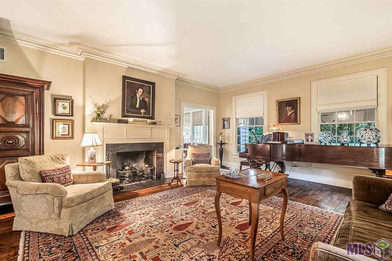 2933 Reymond Avenue Baton Rouge, LA 70808 - Photo 6 of 32 Living Room