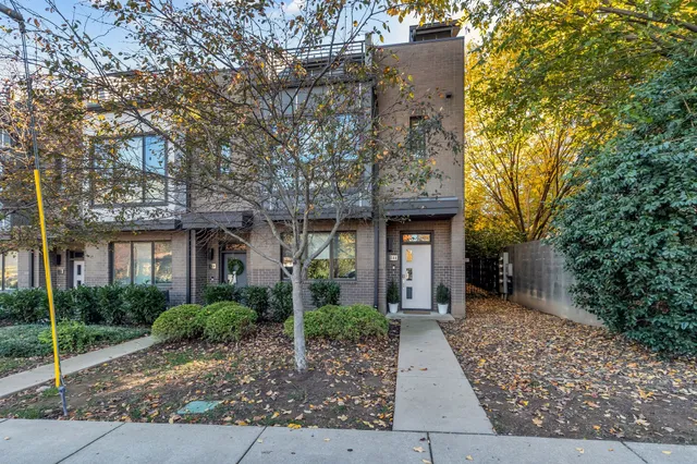 $675,000 | 721 Bradford Avenue, Nashville, TN 37204